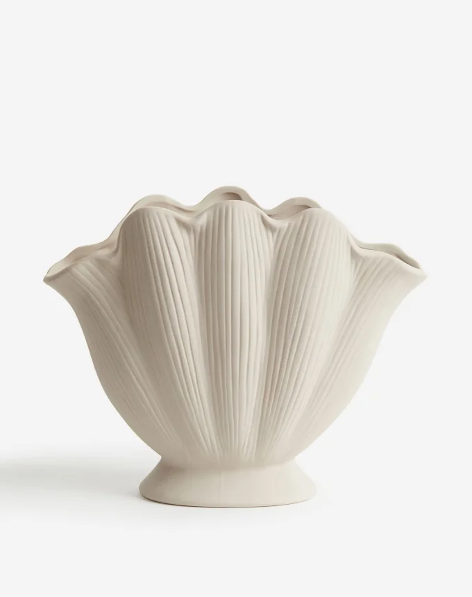 Shell-Shaped Vase